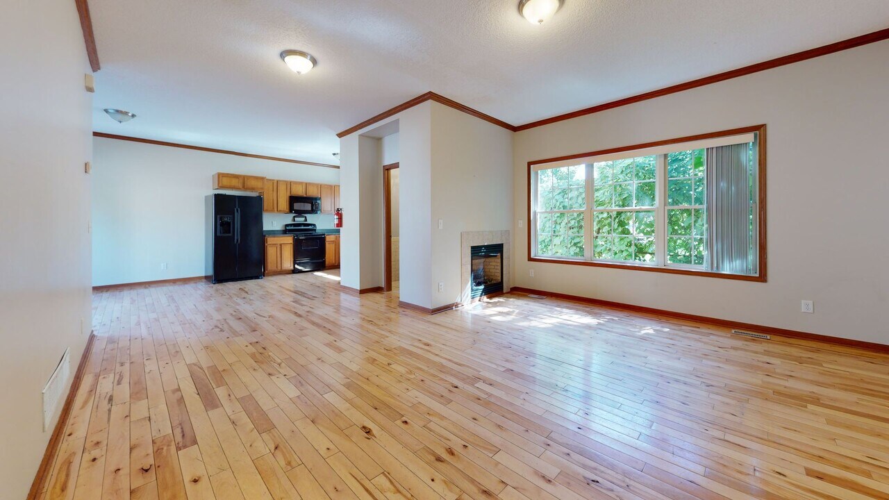 1015 7th St SE in Minneapolis, MN - Building Photo