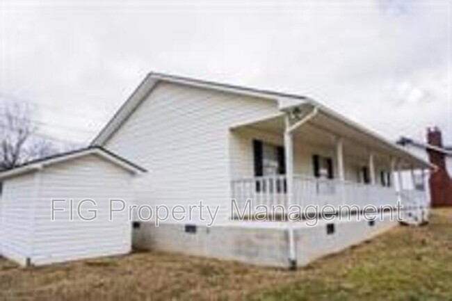 2511 Cedar Ln in Knoxville, TN - Building Photo - Building Photo