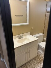 7718 Wildwood Ct in Darien, IL - Building Photo - Building Photo