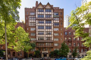 210 W 78th St in New York, NY - Building Photo