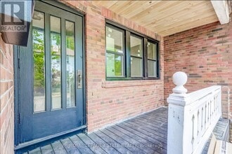 44 Wineva Ave in Toronto, ON - Building Photo - Building Photo
