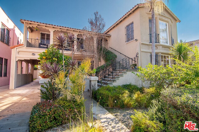 property at 1040 S Alfred St