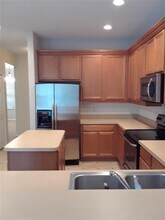 225 Largovista Dr in Oakland, FL - Building Photo - Building Photo