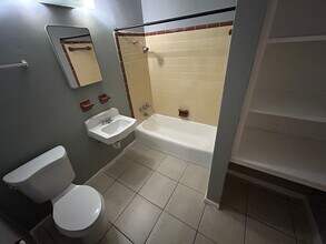 519 6th Ave W in Palmetto, FL - Building Photo - Building Photo