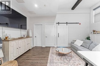 405 Merritt St in St Catharines, ON - Building Photo - Building Photo