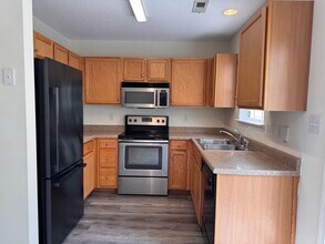 139 Bridford Downs Dr in Greensboro, NC - Building Photo - Building Photo