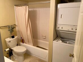 20 S Boulder Cir, Unit 2103 in Boulder, CO - Building Photo - Building Photo