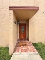 20000 SW 123rd Dr in Miami, FL - Building Photo