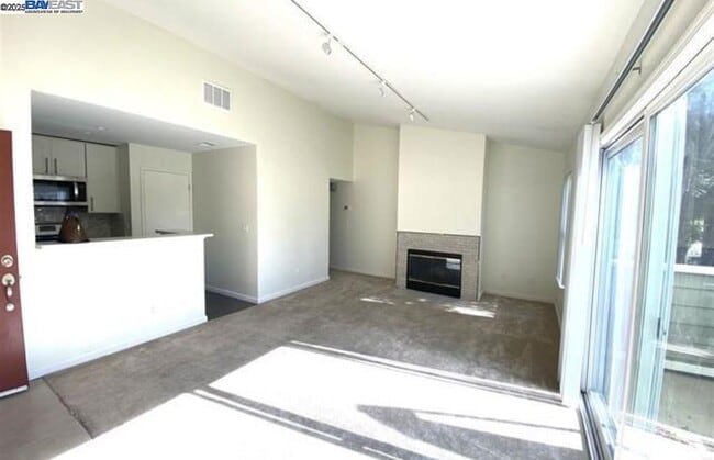 140 Reflections Dr in San Ramon, CA - Building Photo - Building Photo