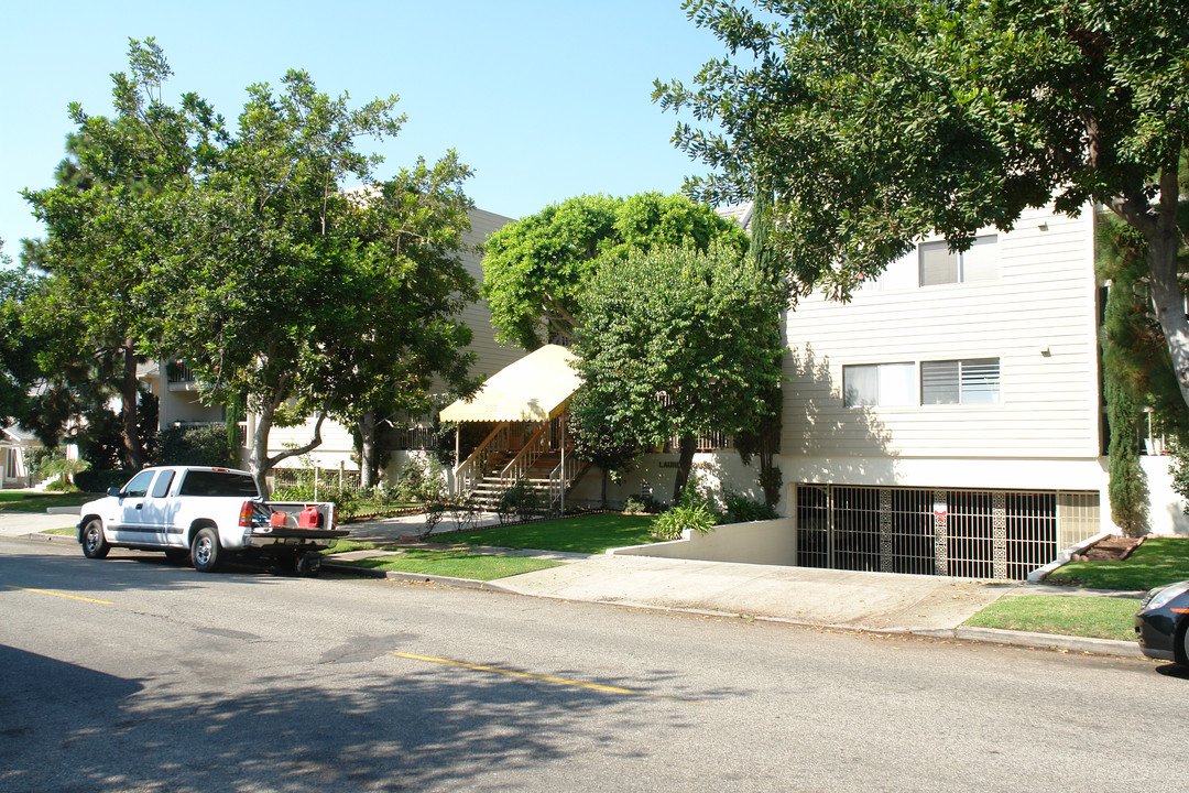 333 N Louise St in Glendale, CA - Building Photo