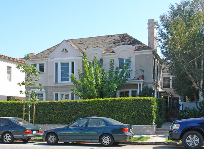 256 S Lasky Dr in Beverly Hills, CA - Building Photo - Building Photo