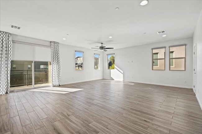 11303 Kraft Mountain Ave in Las Vegas, NV - Building Photo - Building Photo