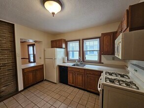 62 Governor Winthrop Rd, Unit 118 in Somerville, MA - Foto de edificio - Building Photo