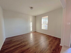 2433 Gelbray Pl in Fort Worth, TX - Building Photo - Building Photo