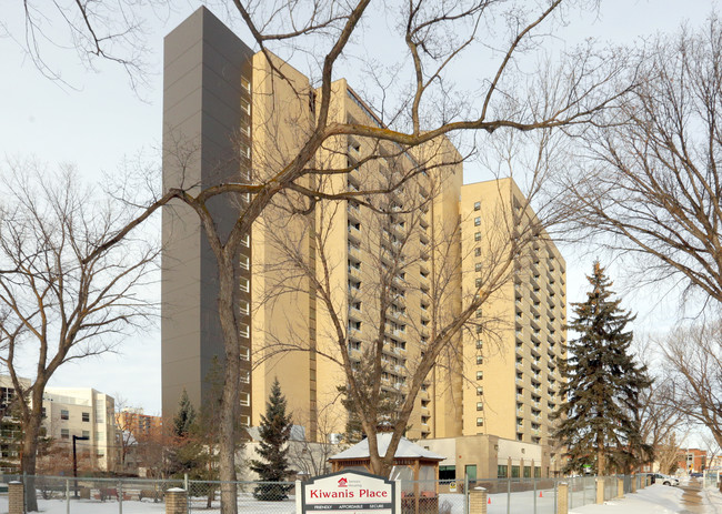 Kiwanis Place in Edmonton, AB - Building Photo - Building Photo