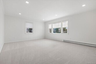 105 Florence St in Mamaroneck, NY - Building Photo - Building Photo