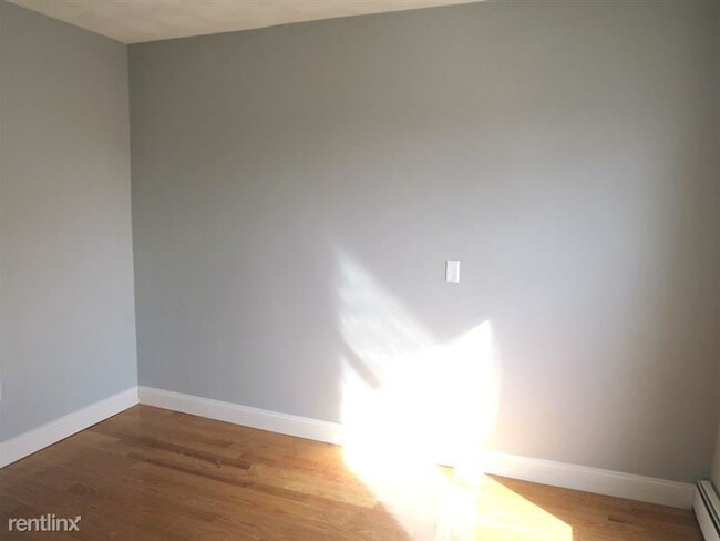 295 Windsor St-Unit -Apt 5 in Cambridge, MA - Building Photo - Building Photo