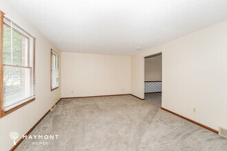 5618 Severn Cir NW in Canton, OH - Building Photo - Building Photo