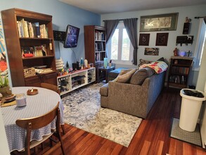3 Brook Front Ln in Pomfret, CT - Building Photo - Building Photo