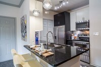 Building Photo - The Aster by Cortland Apartments in Dallas, Texas