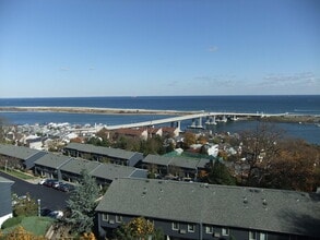 G3 Twinlights Ct in Highlands, NJ - Building Photo - Building Photo