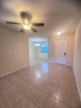 15290 SW 118th Terrace in Miami, FL - Building Photo - Building Photo