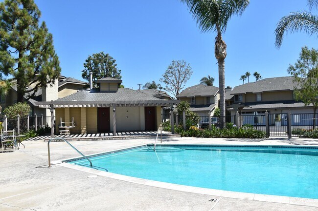 property at 630 W Palm Ave