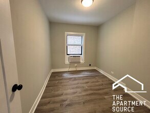 711 W Brompton Ave in Chicago, IL - Building Photo - Building Photo