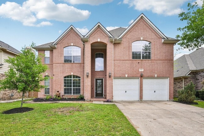 property at 17711 Creek Bluff Ln