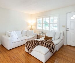 1571 Magnolia Ave in Winter Park, FL - Building Photo - Building Photo