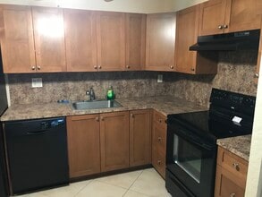 3633 W Forge Rd in Davie, FL - Building Photo - Building Photo