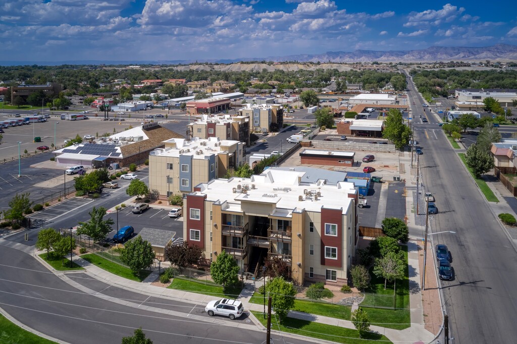 Peppermill Lofts Apartments in Grand Junction, CO | ApartmentHomeLiving.com