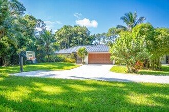 11180 154th Rd N in Jupiter, FL - Building Photo - Building Photo