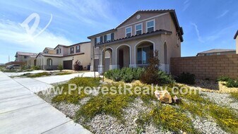 12542 Ilona St in Victorville, CA - Building Photo