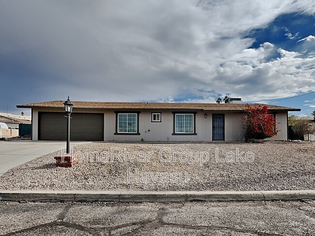 property at 750 Lakeland Dr