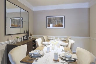 Magnolia at Milton in Alpharetta, GA - Foto de edificio - Interior Photo