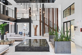 Legacy Cool Springs Apartments in Franklin, TN - Foto de edificio - Building Photo