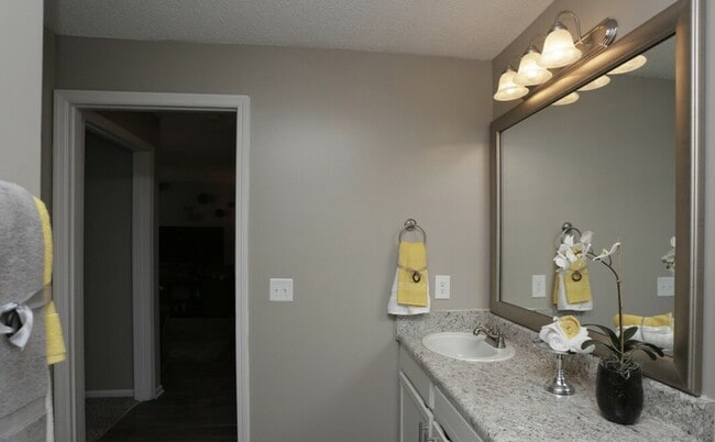 property at 107 Caledon Ct