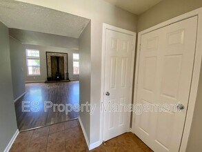 15382 Ten Point Dr in Noblesville, IN - Building Photo - Building Photo