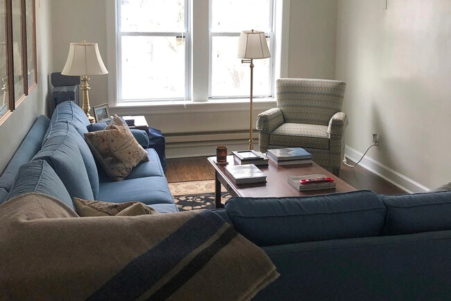 2151 N Fremont St, Unit 2151-3S in Chicago, IL - Building Photo - Building Photo