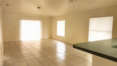 2147 Fairway Dr in Lehigh Acres, FL - Building Photo - Building Photo