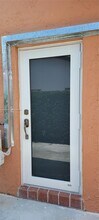13220 SW 46th St in Miami, FL - Foto de edificio - Building Photo