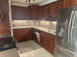 2442 Southeast 30th Street in Homestead, FL - Building Photo - Building Photo