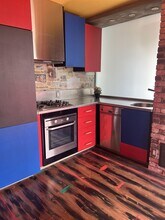 480 Robson St in Vancouver, BC - Building Photo - Building Photo