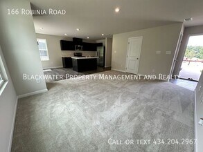 166 Robinia Rd in Lynchburg, VA - Building Photo - Building Photo