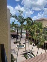 740 N Collier Blvd in Marco Island, FL - Building Photo