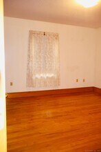 1129 N Colony Rd in Meriden, CT - Building Photo - Building Photo