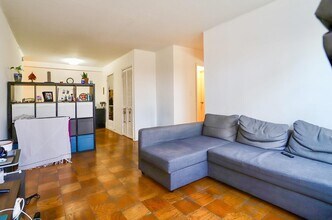 201 St Pauls Ave in Jersey City, NJ - Building Photo - Building Photo