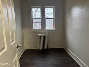 105 Clermont St in Albany, NY - Building Photo - Building Photo