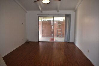 6304 Riverside Blvd in Sacramento, CA - Building Photo - Building Photo